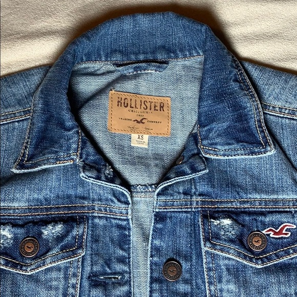 Hollister jean jacket - Picture 2 of 4